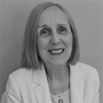 Black and white headshot of Elisabeth Murawski