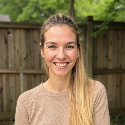 Liana Meyer headshot